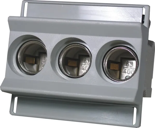 Fuse - base D02 E18 63A V M5 3p 002222032